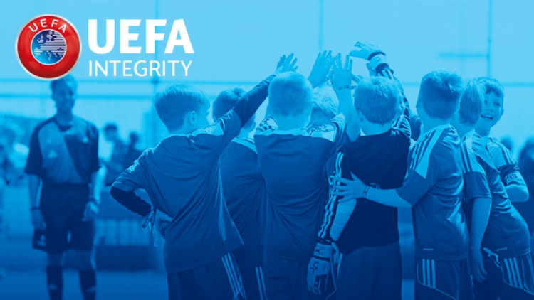 Comunicat. Fotbal feminin. 5 persoane sancționate de UEFA