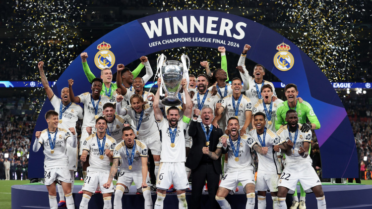 Real Madrid triumfă în Champions League pentru a 15-a oară!